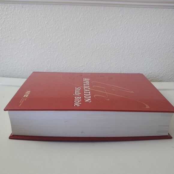 Life Application Study Bible NIV Hardcover Zondervan Tyndale House 2005 Red Ltr - Picture 3 of 16